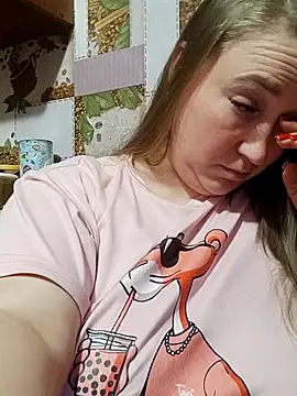 Kiss Eva online show from 11/26/25, 06:08