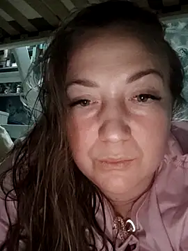 Kiss Eva online show from 12/21/25, 09:15