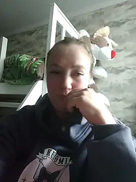 Kiss Eva online show from 03/14/26, 03:07