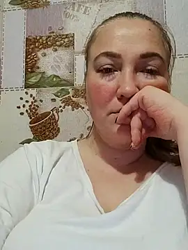 Kiss Eva online show from 11/12/25, 05:39