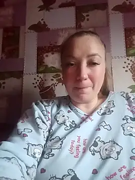 Kiss Eva online show from 04/08/26, 04:08