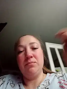 Kiss Eva online show from 04/10/26, 03:08