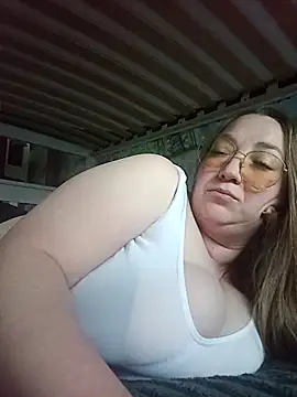 Kiss Eva online show from 03/23/26, 03:23