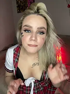 April Purr online show from 01/15/26, 02:42