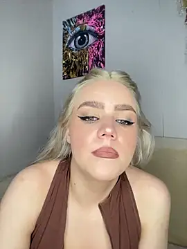 April Purr online show from 03/13/26, 08:41