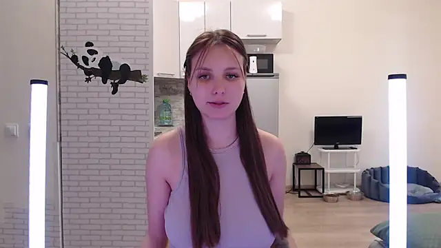 Leonaalove online show from 04/14/26, 12:54