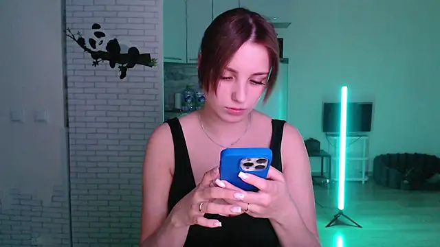 Leonaalove online show from 03/23/26, 04:29