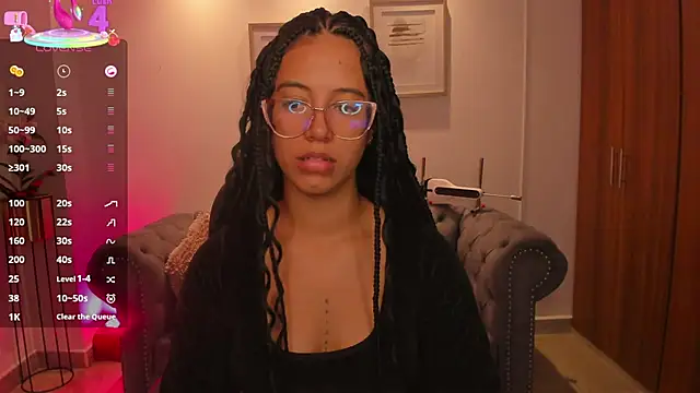 raven stonee online show from 10/24/25, 03:49