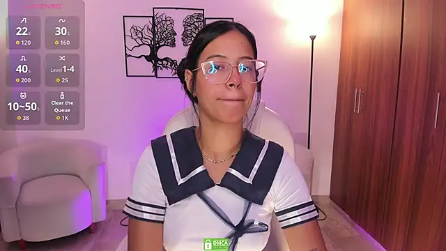 raven stonee online show from 11/23/25, 03:16