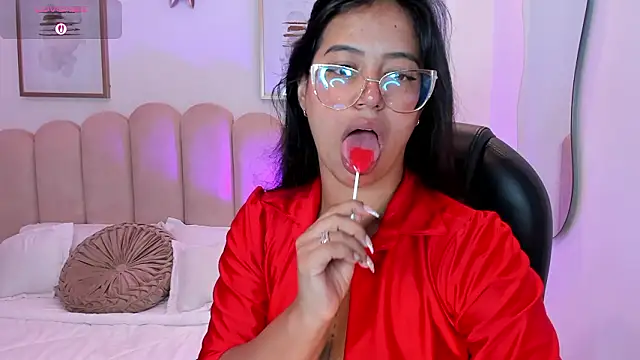 raven stonee online show from 03/14/26, 11:11