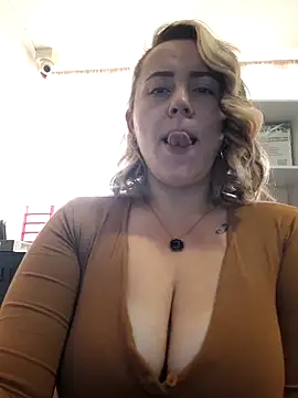 CurvyLust x online show from 09/25/25, 02:23