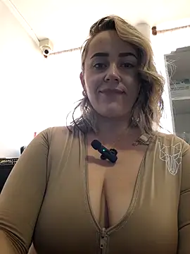 CurvyLust x online show from 09/11/25, 03:23
