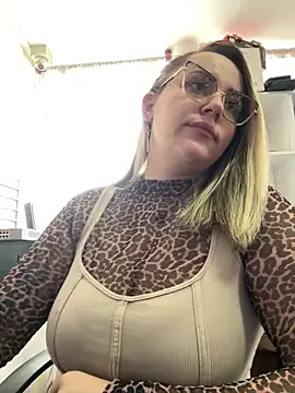 CurvyLust x online show from 03/26/26, 01:31