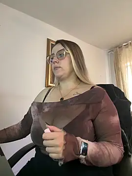 CurvyLust x online show from 05/21/26, 01:52