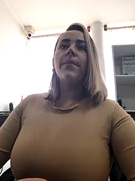 CurvyLust x online show from 09/20/25, 04:01