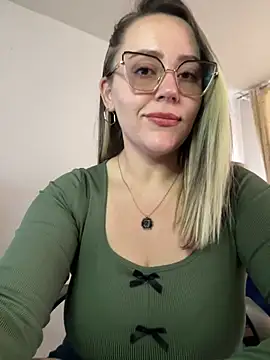 CurvyLust x online show from 05/22/26, 04:05
