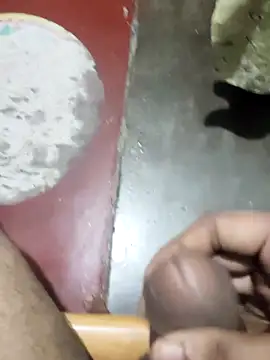 modelmanr online show from 10/11/25, 06:42