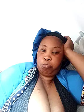 OCEANSQUITERXXX online show from 05/13/26, 11:50