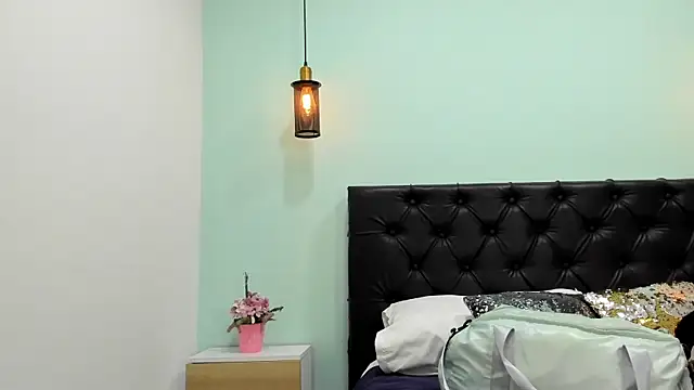 Snapshot of Marianee_Rousse chatting on 11/27/25, 10:32 Marianee Rousse online show from 11/27/25, 10:32