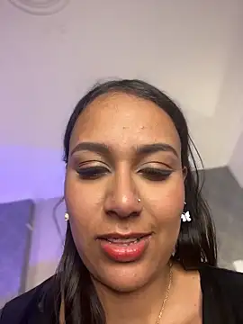 MiilaBlake online show from 05/06/26, 07:29