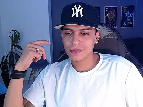 david santos16 online show from 09/12/25, 04:45