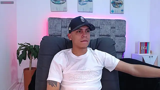 david santos16 online show from 10/28/25, 06:45