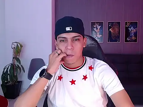 david santos16 online show from 09/18/25, 11:08