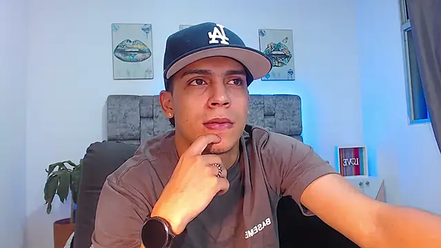 david santos16 online show from 09/18/25, 01:08