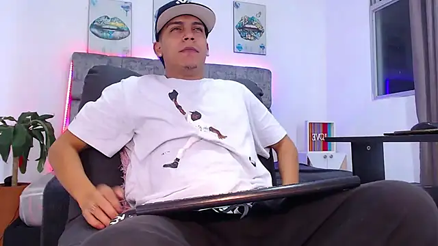 david santos16 online show from 11/02/25, 11:54