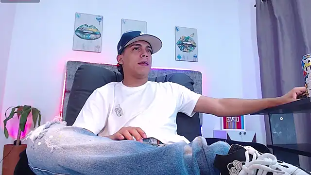 david santos16 online show from 12/14/25, 11:43