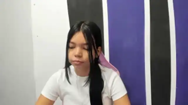 shy luna18 online show from 01/18/26, 01:14