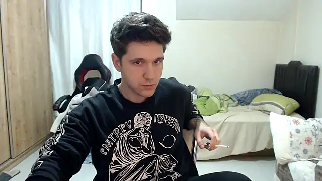 2handsomemann online show from 10/10/25, 06:53