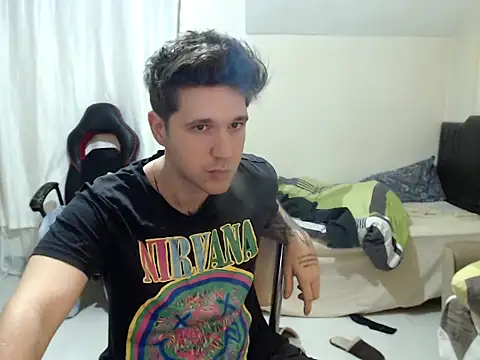 2handsomemann online show from 10/04/25, 08:43
