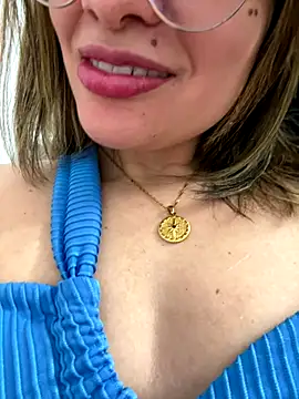 Snapshot of Pribaixinha chatting on 10/06/25, 03:46 Pribaixinha online show from 10/06/25, 03:46