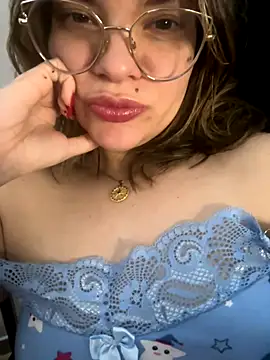 Snapshot of Pribaixinha chatting on 10/30/25, 11:56 Pribaixinha online show from 10/30/25, 11:56