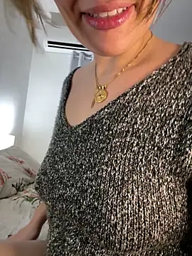 Snapshot of Pribaixinha chatting on 11/11/25, 05:57 Pribaixinha online show from 11/11/25, 05:57