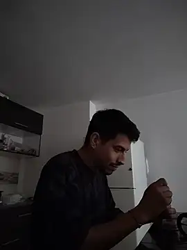 Snapshot of Juann-cock chatting on 06/18/26, 11:37 Juann-cock online show from 06/18/26, 11:37