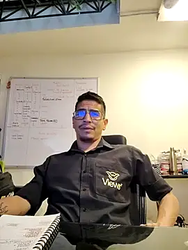 Juann-cock online show from 11/27/25, 09:48