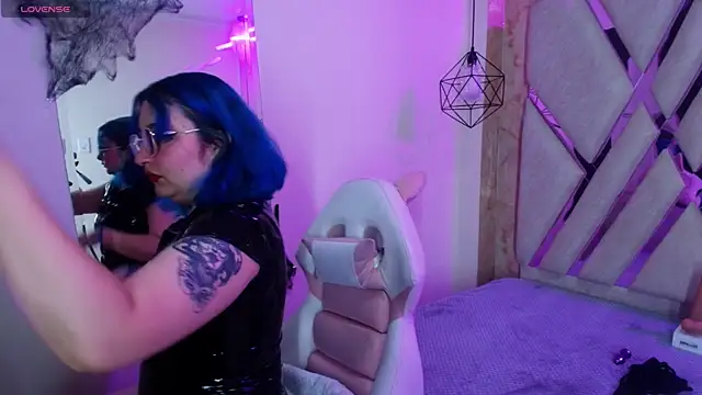 Lilith curvy online show from 10/29/25, 07:46