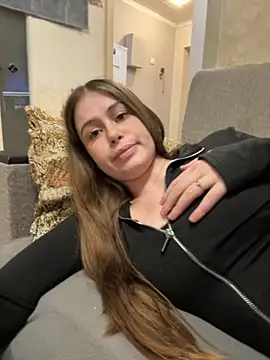 Soyyyaa online show from 09/17/25, 04:42