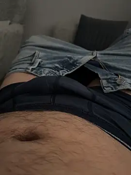 Snapshot of paleron34 chatting on 02/10/26, 01:21 paleron34 online show from 02/10/26, 01:21