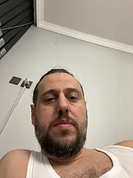 Snapshot of paleron34 chatting on 04/01/26, 08:06 paleron34 online show from 04/01/26, 08:06
