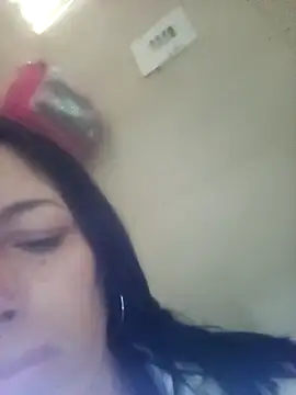 Snapshot of ShaunaDream chatting on 09/08/25, 02:27 ShaunaDream online show from 09/08/25, 02:27