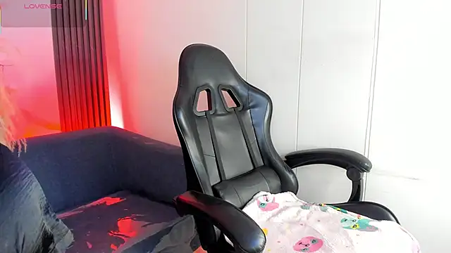 ShaunaDream online show from 03/06/26, 03:45