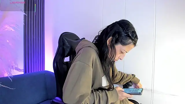 Snapshot of ShaunaDream chatting on 02/22/26, 04:59 ShaunaDream online show from 02/22/26, 04:59