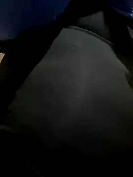 Cuckold-masters-dog online show from 10/25/25, 12:21