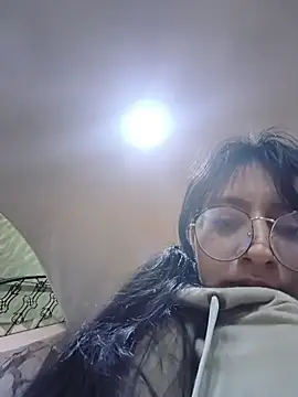 VioletxBloom online show from 04/17/26, 12:57