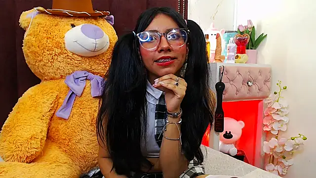 VioletxBloom online show from 10/04/25, 01:40