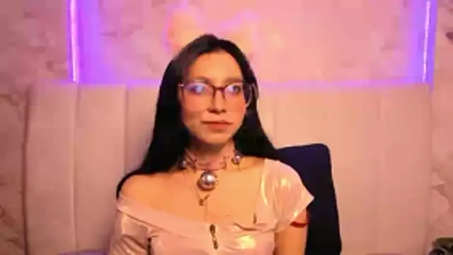 VioletxBloom online show from 11/20/25, 08:26