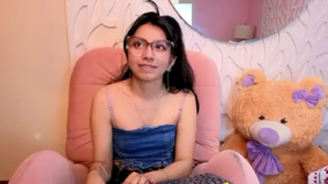 VioletxBloom online show from 04/07/26, 12:07